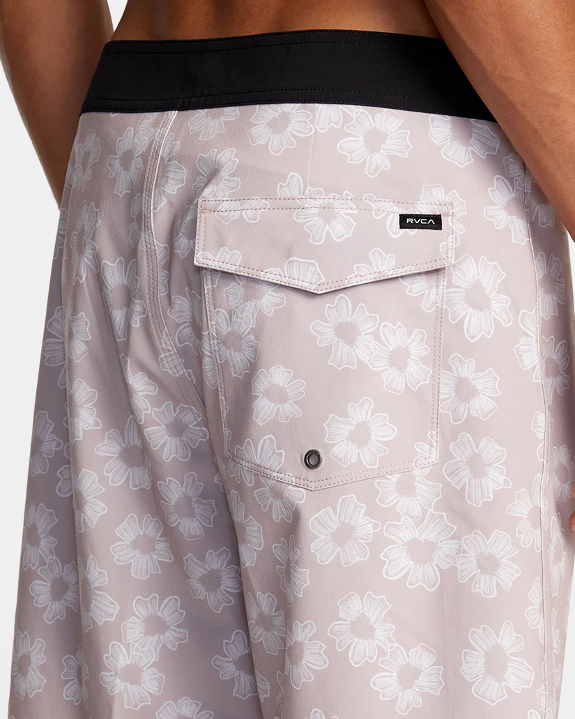 RVCA VA Pigment Boardshorts 18”