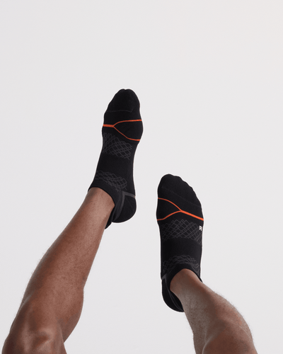 SAXX Foot Hold Mid-weight Low Show Socks - Assorted | Men’s