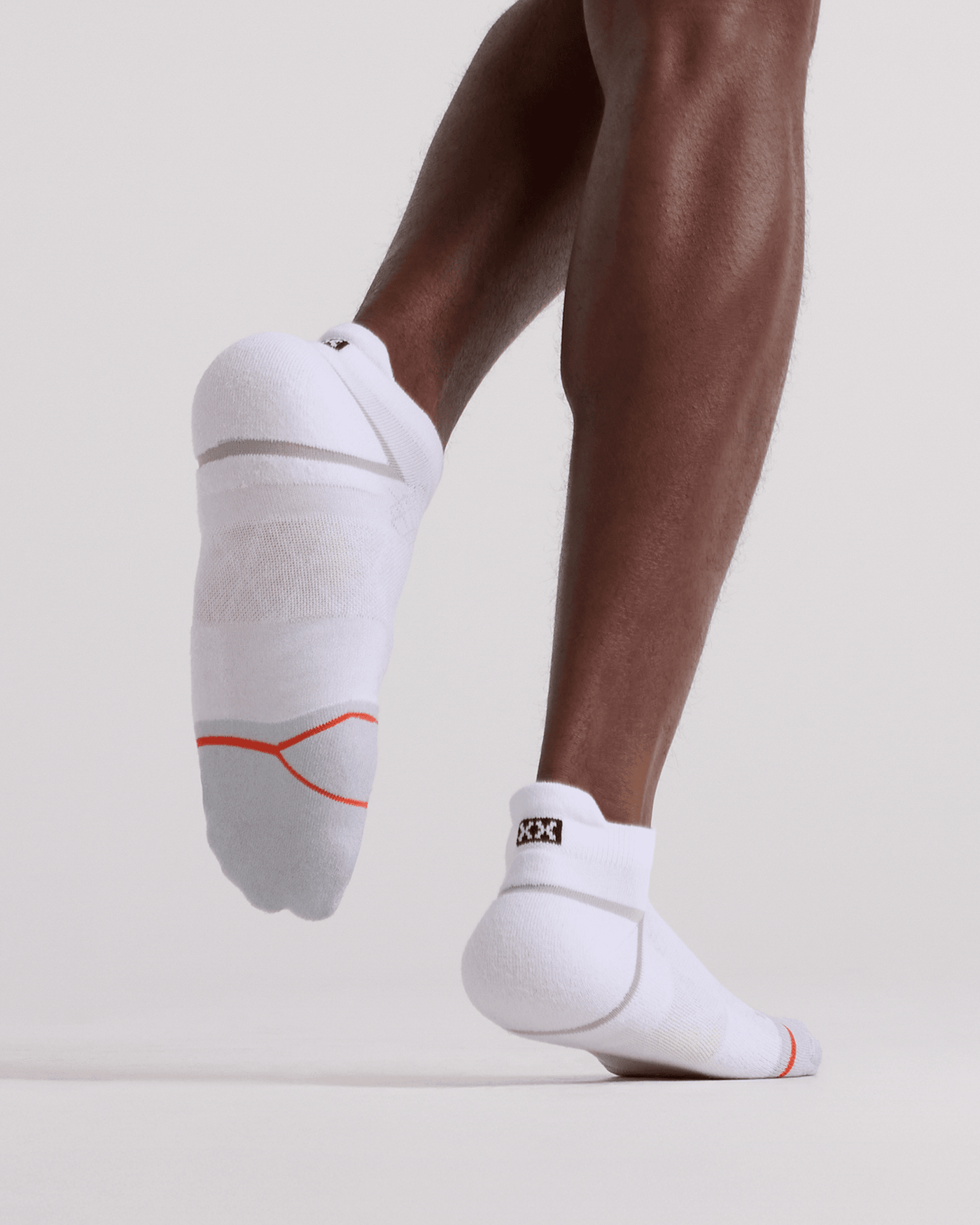 SAXX Foot Hold Mid-weight Low Show Socks - Assorted | Men’s
