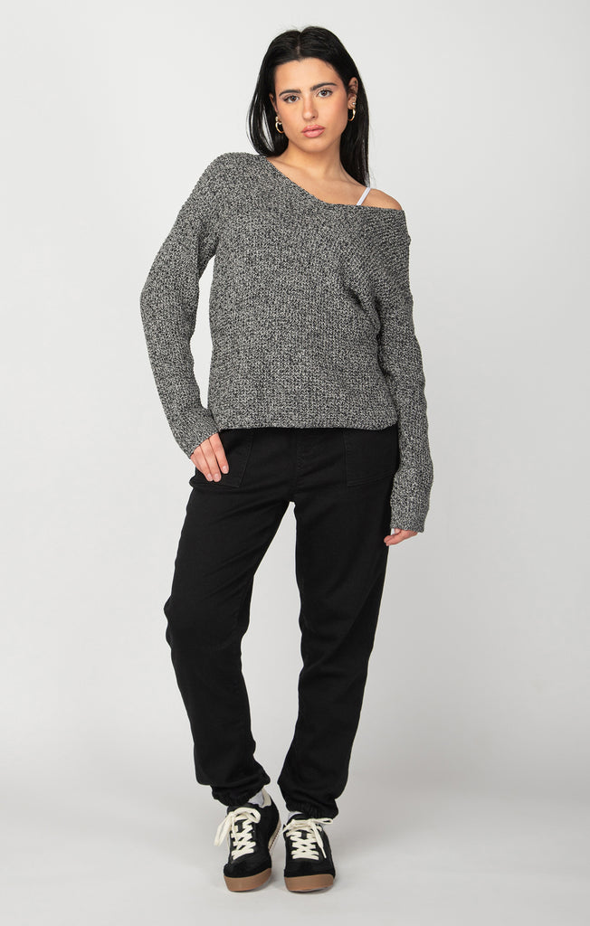 Dex Long Sleeve Bevelled Hem Sweater