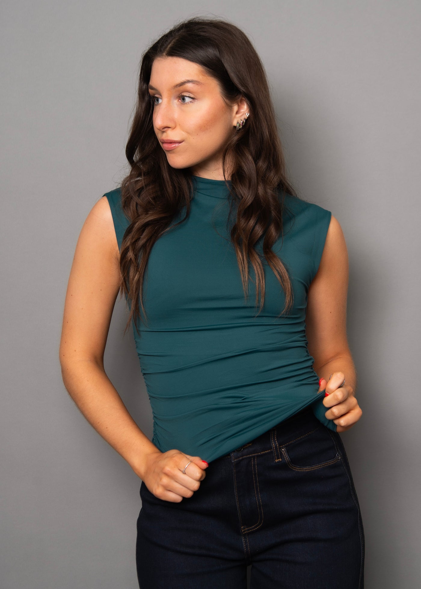 Second Skin Yve Extended Sleeve Funnel Neck Top - DK Hunter Green | Women’s