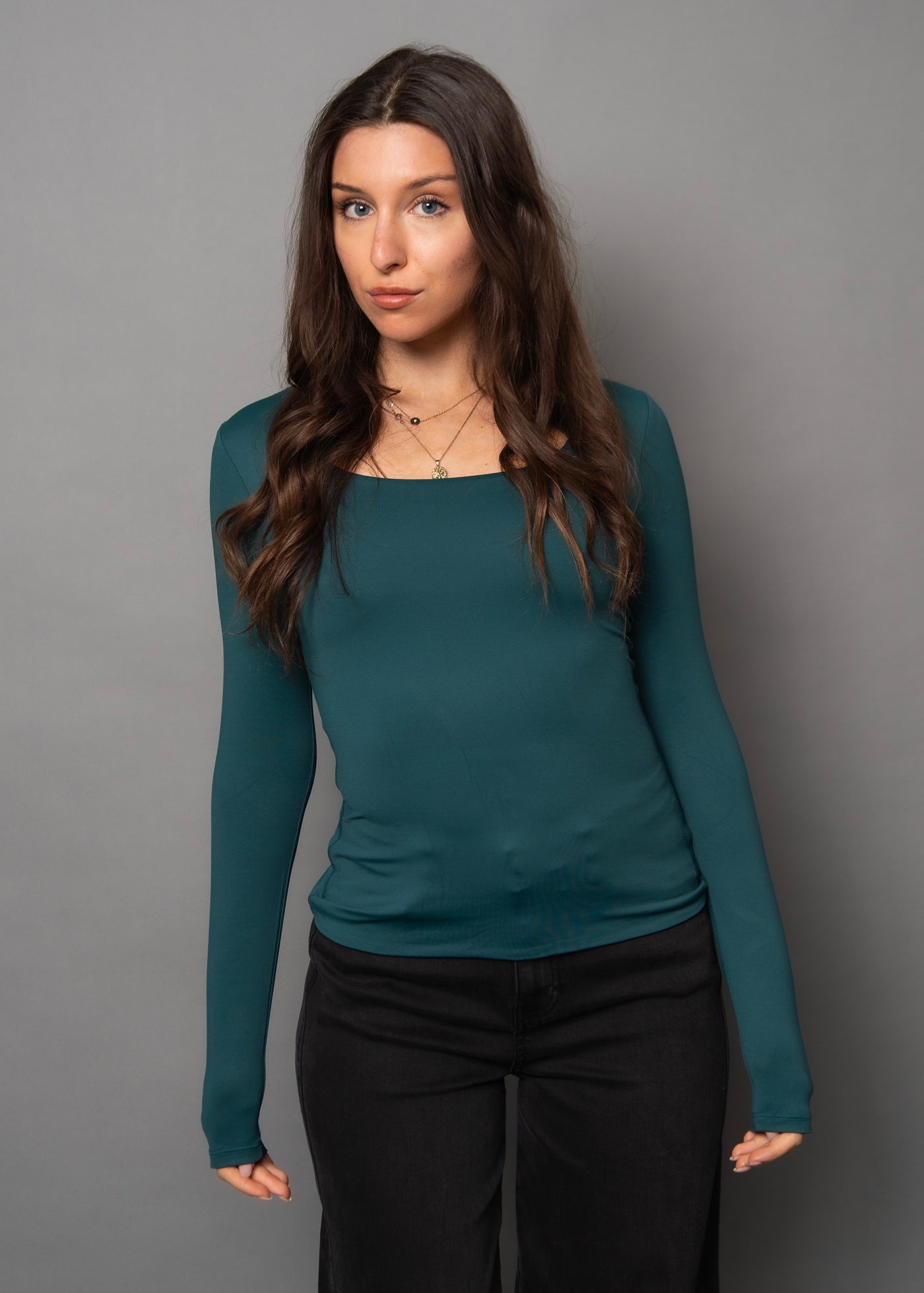 Second Skin Marianna 23 Long Sleeve Scoop Tank - DK Hunter Green | Women’s
