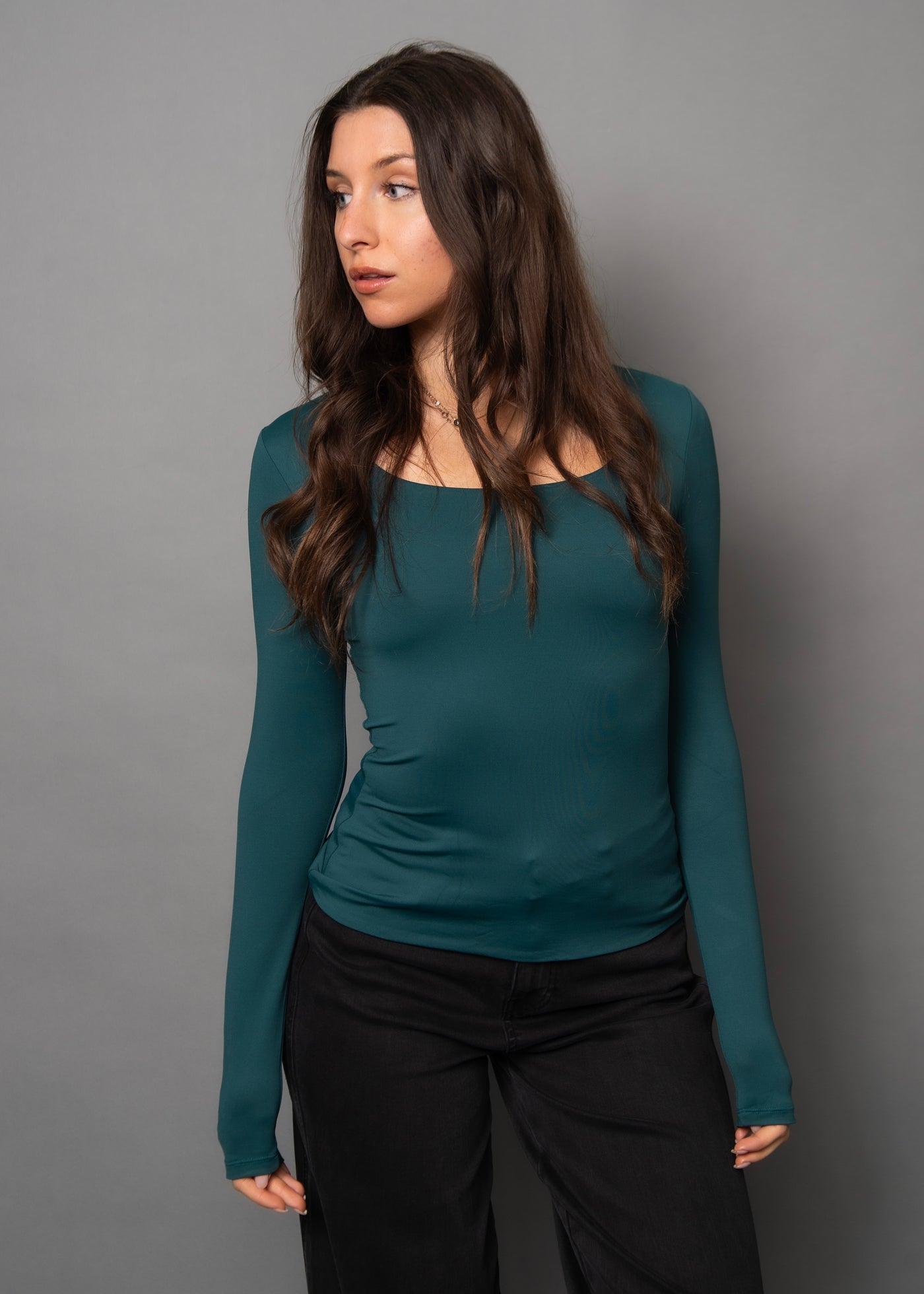 Second Skin Marianna 23 Long Sleeve Scoop Tank - DK Hunter Green | Women’s