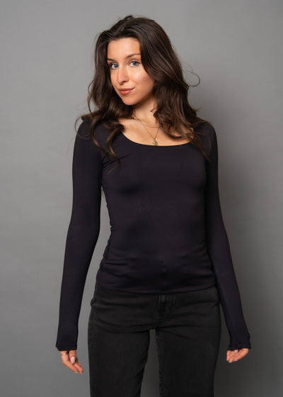 Second Skin Marianna 23 Long Sleeve Scoop Tank - Black | Women’s