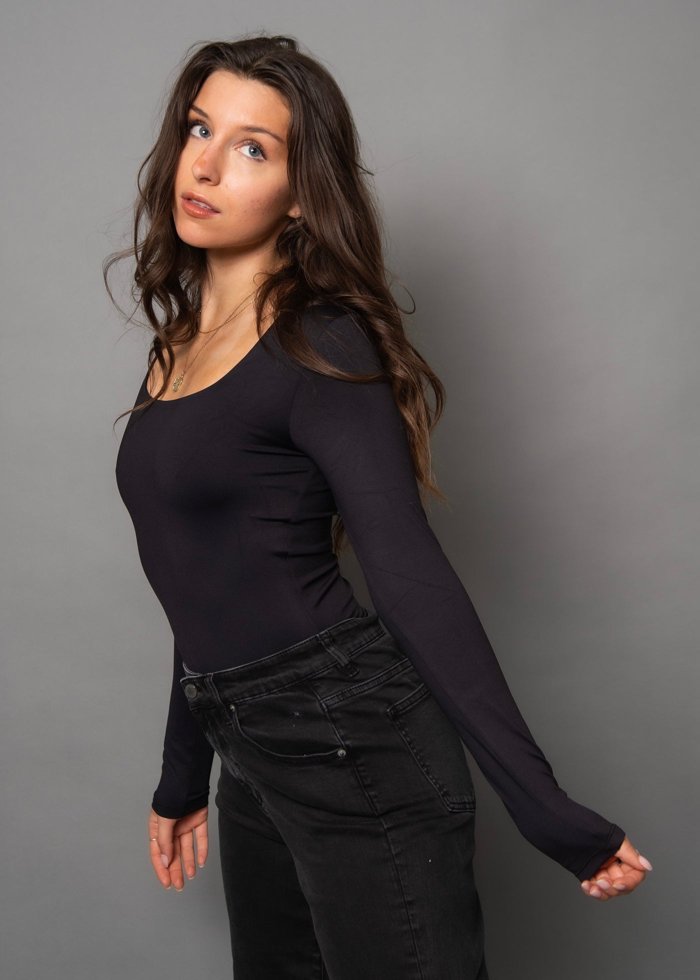 Second Skin Marianna 23 Long Sleeve Scoop Tank - Black | Women’s