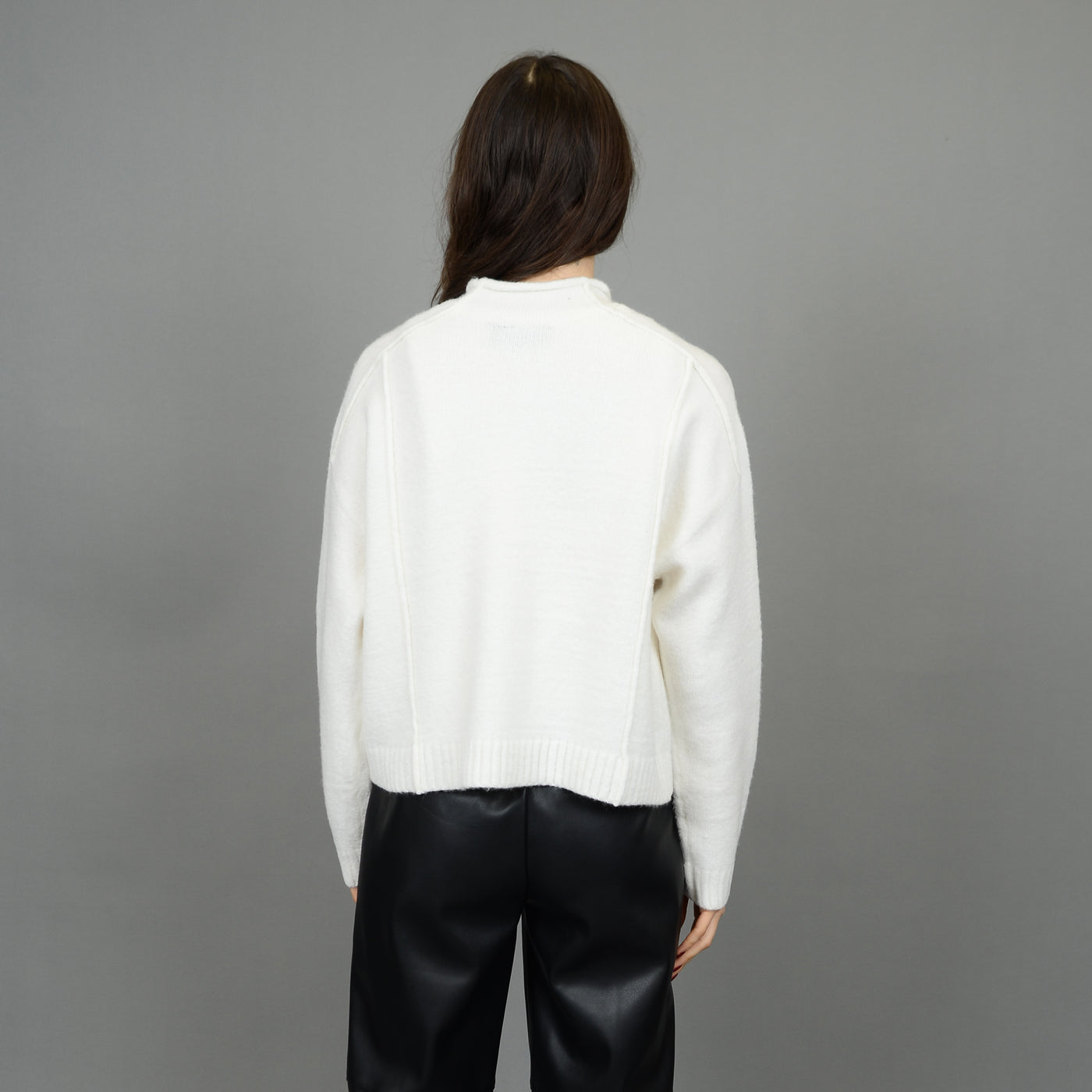 RD Noella Long Sleeve Funnel Neck Pull-Over